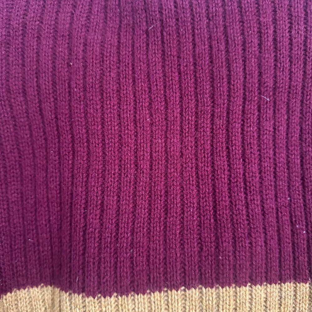 Harry Potter Gryffindor Quidditch Sweater 100%Lambswool Made in Scotland Youth M - Picture 9 of 9